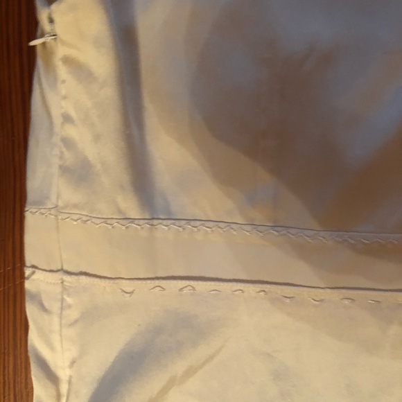 Elie Tahari Cream Silk Blouse - Picture 5 of 5